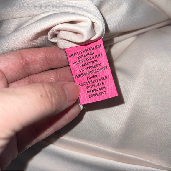 Betsey Johnson Size 8 Women’s Shift Dress. Pink Dress Short Sleeves NWT - Picture 4 of 15